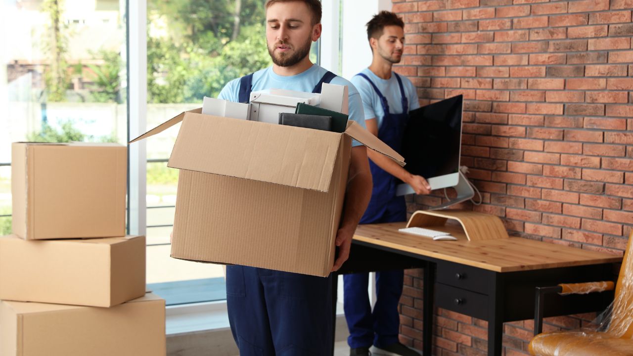 office movers and packers in dubai